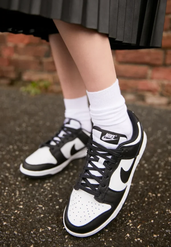 Nike Dunk Low Panda