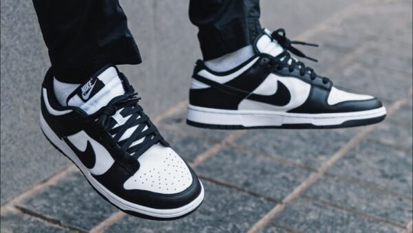 Nike Dunk Low Panda