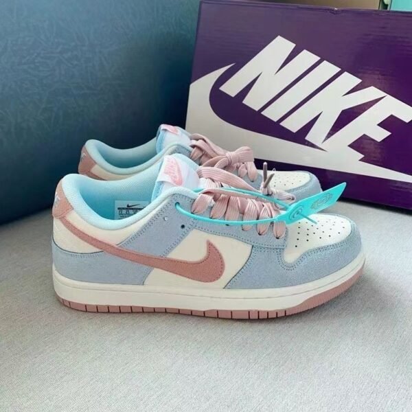 Nike Dunk Low Retro